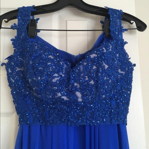 Formal Dress - Picture 3 of 3